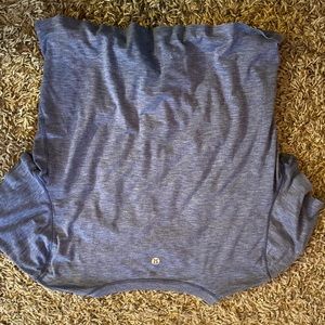 Lululemon cropped shirt